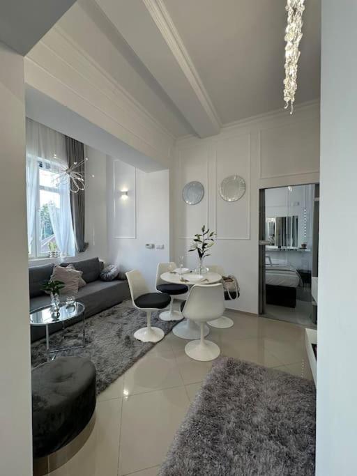 Salt Inn Apartments No 2 - Jacuzzi فيليتشكا المظهر الخارجي الصورة