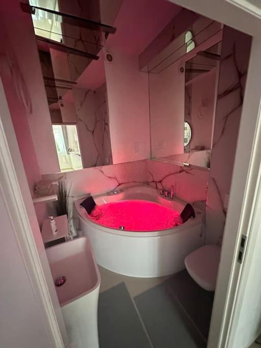 Salt Inn Apartments No 2 - Jacuzzi فيليتشكا المظهر الخارجي الصورة