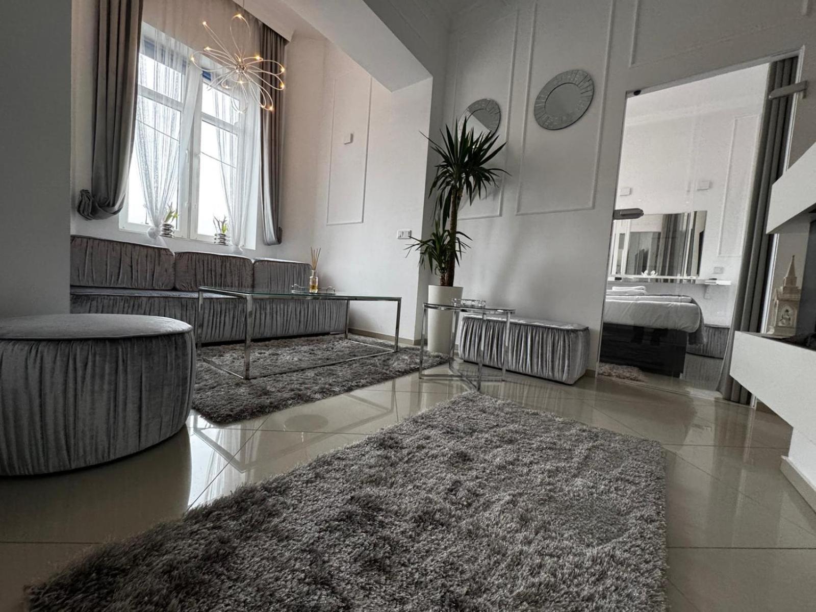 Salt Inn Apartments No 2 - Jacuzzi فيليتشكا المظهر الخارجي الصورة